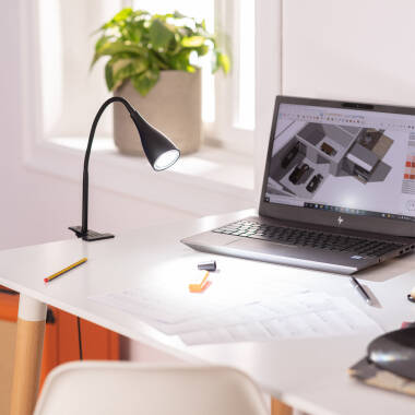 Image of Edit Dandy Desk Lamp