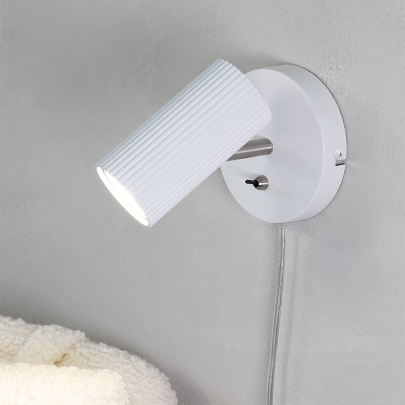 Image of Costilla Reading Light with Plug
