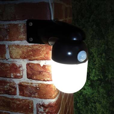Image of Eterna Well Corner LED Outdoor Wall Light with PIR Sensor