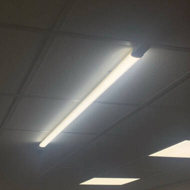 Tough Eco 40W Cool White LED Weatherproof Batten