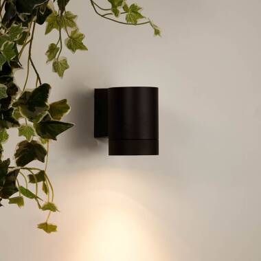 Edit Oakham Outdoor Wall Light