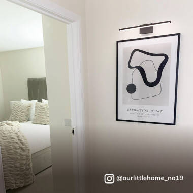 Image of Slimline 400 Battery Operated LED Picture Light With Remote Control