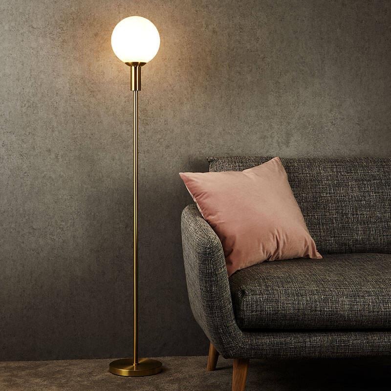 Image of Minna Floor Lamp