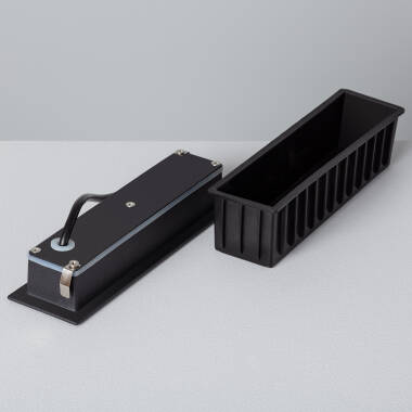Image of Edit Wabi 3W Rectangular Linear LED Recessed Outdoor Wall Light