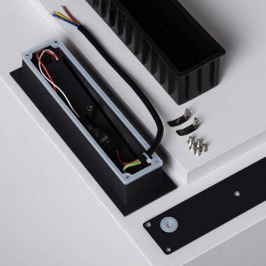 Image of Edit Wabi 3W Rectangular Linear LED Recessed Outdoor Wall Light