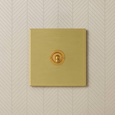 Edit Perception Screwless Two Way Toggle Switch