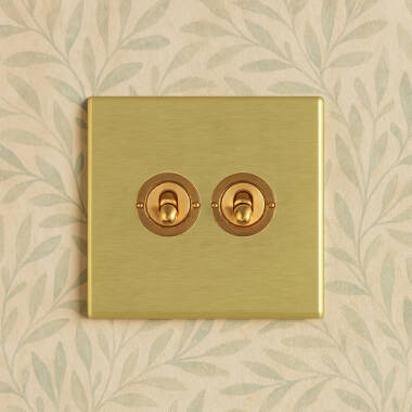 Edit Perception Screwless Two Way Toggle Switch