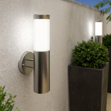 Image of Suri Canterbury XT Solar LED Outdoor Wall Light